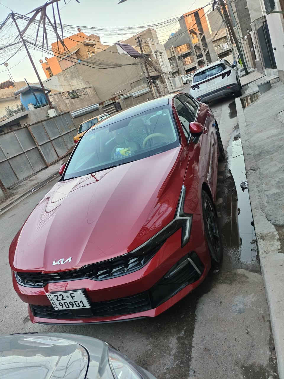 السلام عليكم
للبيع كي 5 خليجي موديل 2024 ماشية 8000 الف اخت الزيرو رقم اربيل بأسمي  فووووول مواصفات  بالخليجي 
المواصفات
1- محرك 2500 
2- خمس كامرات
3- السقف بانو راما
4- بصمت تشغيل وبيبان وجنطه
5- كشنات جلد لون ابيص
6- كشنات حار بارد
7- الكشنات الاماميه السايق خزن ميموري كهرباء والراكب كهرباء
8- شاحن واير ليس
9- جنطه كهرباء وتفتح عنده القتراب 
10- رادار 360 درجه
11- حساس امامي خلفي
12- زنون عالي ناصي
13- شاشة اعطال 
14- شاشة كبيره
19- هند بريك بصمه
20- بريك اوتو هولد
21- 5 انظمة قياده
22- تبريد منفصل السايق عن الراكب
23- تبريد لمس نظام اوتو
24- تشغيل عن بعد
25- تبريد قطعتين امامي خلفي
27- رادار امامي وقوف ذاتي 
28- تحديد مسار 
29- دشبول داته شوه
اي استفسار هذا رقمي ***********
مكان السياره بغداد الغدير
