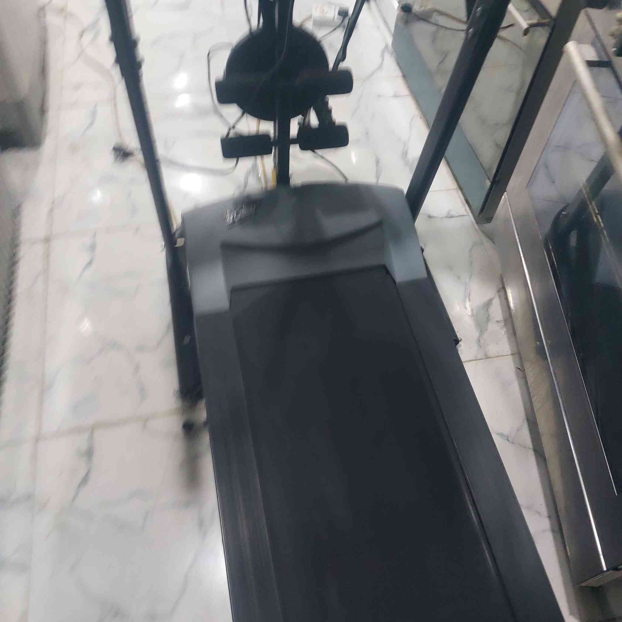 جهاز ركض باله كويتيه شرط الشغل العنوان البصره قضاء المدينه خلف محطة الوفود الحكوميه البدران للإستفسار عل خاص  ***********
