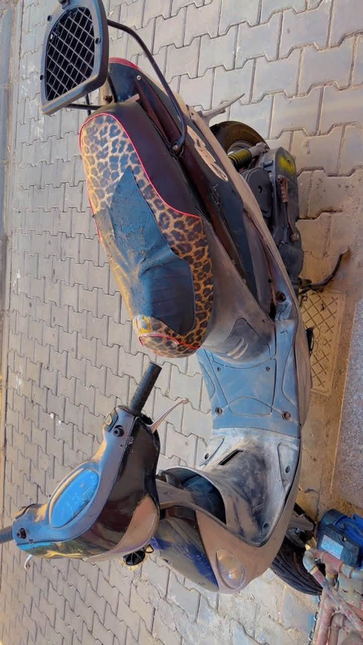 سلام عليكم
ماكس منغولي للبيع كامله سلف هندر كهربائيات كاملة 
محرك مامفتوح ابد ماوصله سبانه يمه
تخم تاير جديد 

كله شغال كل نقص ما بيها ختم واحد نضيفه كلش 

سعر 475 بيها مجال حك الجيه فقط

عنوان بغداد الكسرة او الاعظمية 
يتصل / ***********
***********

