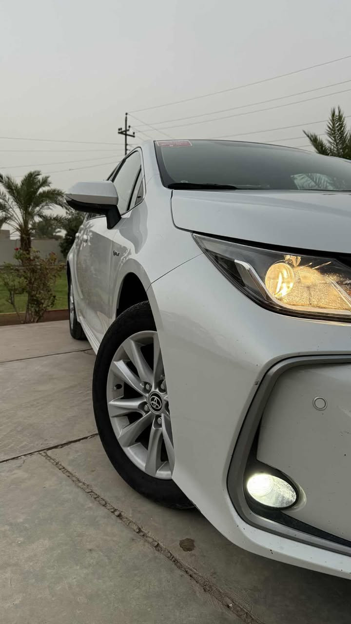 السلام عليكم 
🔴كورلا هايبرد 2024 ياباني خليجي وكالة جيهان للبيع فقط
🔴 هايبرد
🔴جيهان بعدها داخل الضمان  
🔴لون ابيض مكفولة كفالة عامة بيها طخة بسيطة بالدعامية وحافة البنيد
🔴رقم اربيل بأسمي تحويل ثاني يوم 
🔴محرك 1800 هايبرد 
🔴تشغيل عن بعد 
🔴ثلاث انظمة قيادة (eco-normal-sport)
🔴شحن تايبسي فول
🔴تبريد بيانو
🔴فول حساسات
🔴مري جانبية كهرباء
🔴تحكم ستيرن
🔴عداد سرعة ديجتل
🔴 مدخل USB+TYPE_c
🔴دبل ايرباك 
⚪️ السيارة 
⚪️ماشية  33 الف كيلو قابل للزيادة
⚪️مكاني سامراء 
ضمان للبطارية الهايبرد 8 سنوات
السيارة تم شرائها بشهر الـ11 2024 يعني بعد سنتين للضمان 
⚪️الرقم للتواصل ***********
