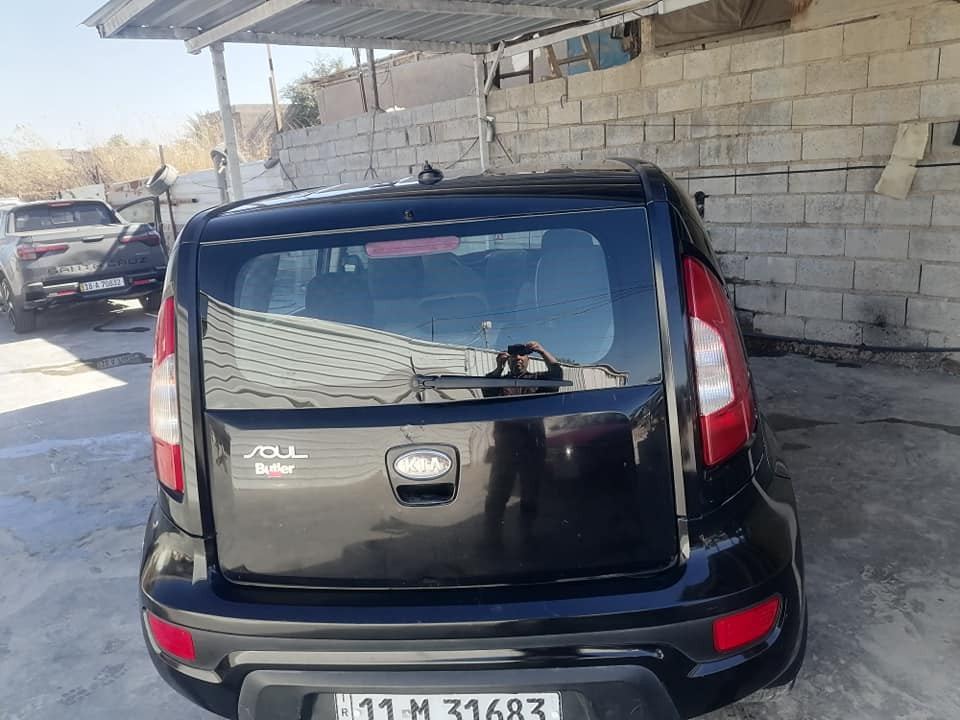 السلام عليكم كيه صول موديل ١٢ وارد أمريكي حادثه جاملغ وبنيد سياره جديده وجاهزه من كلشي كير محرك تبريد ثلج حداديه تخم تاير جديد ساره بيهه صبغ ٣قطع بدون دواخل محرك ٢٠٠٠ السعر ٩٣ وبيهه مجال مكاني بابل مسيب رقمي ***********
