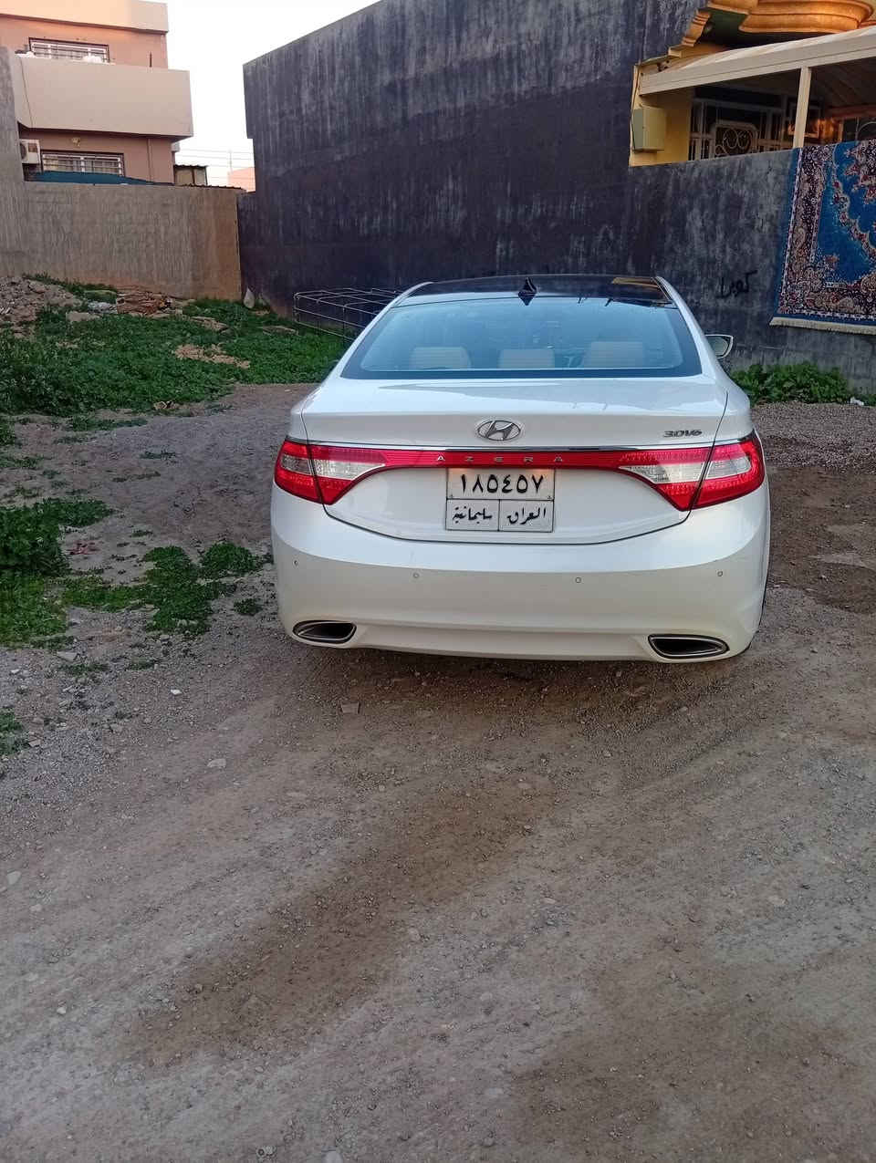 سياره ازيراء موديل 2015 خليجي مكفوله ماشيه 140 داخل اصفر نصف مواصفات محرك 3000 تخم تاير جديد سياره دينار ماتريدسونار موجود بل منشور   مكان ديالي خانقين سعر 138وبيهه مجال قليل رقم الهاتف ***********
