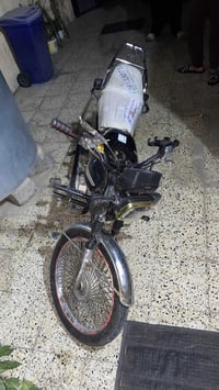 ماطور ايراني 125cc محرك باب اول المنافيس مالو موجود و مدفوع بس يفتح ال...