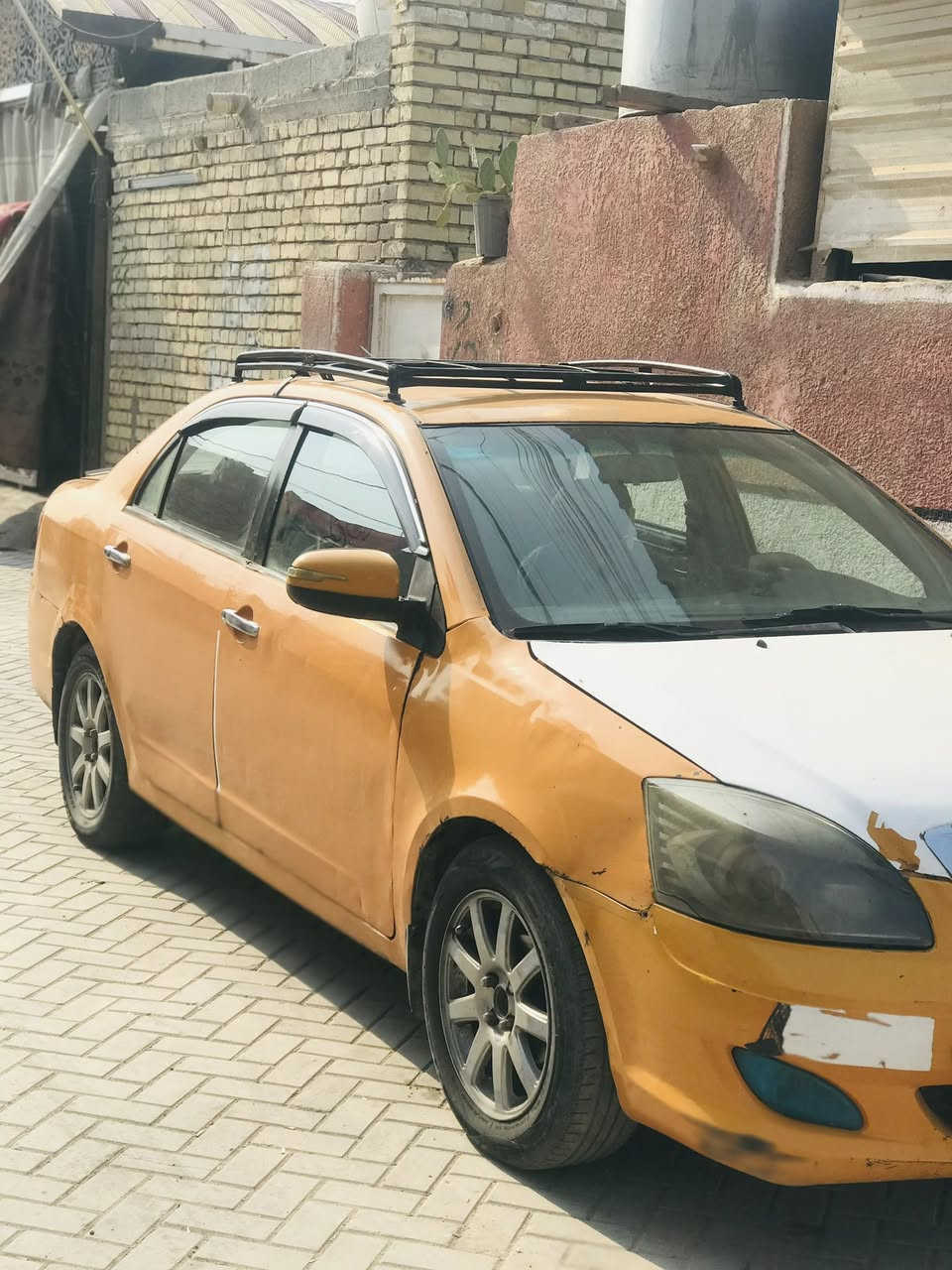 جيلي موبل مديل ٢٠١٢ محرك كولة ١٨٠٠ كير عادي رقم بصرة مشروع وطني بسمي مراوس  او بيع السعر ٣٠ مكاني بغداد الشعب ***********
