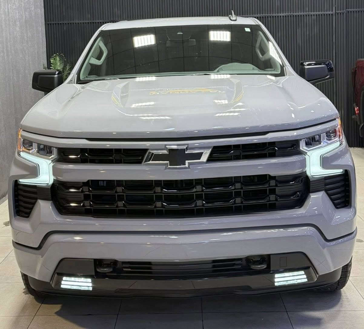 سلفرادو موديل 2024 موصفات RST
سياره جديد مواصفات فول بدون فتحه بدون ارباك بدون صبغ بس جملغ امامي جيهة سايق بدل بيلادي ماشي 19 ميل ماشي
مكان سيارة اربيل شارع معارض ١٠٠م

واتساب 
***********

***********
