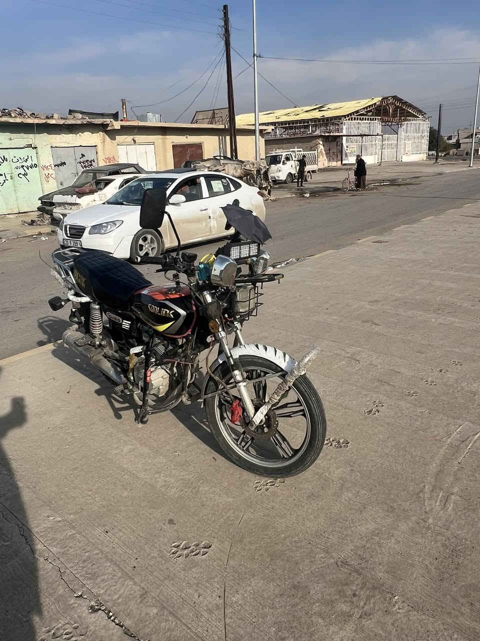 السلام عليكم
.. اعادة نشر بسبب الوعود الكاذبه
• سيفـان 2023 🏍️

• دشبول الكتـروني شغال كامل 📟
 
• كهربائيات كاملـه ⚡️

• ويل سـن الذيـب 🛞

• مجمبـز ومرتب ونگره سلف ✔️

• السعر 450 وبي مجــال 💵

•نظافه شوف العين وما مغسول 🚿

• مكاني قضاء بيجي 📍

• هـ : *********** - *********** ☎️
