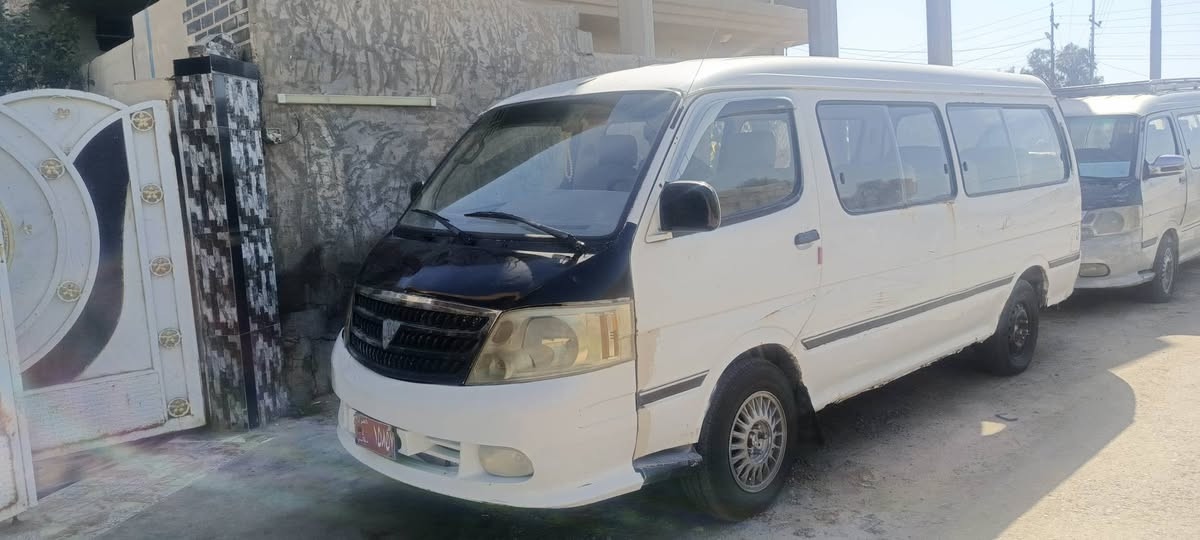 السلام عليكم شباب عندي هاي فتون 2009 سياره حلوه وجاهزه كبل للشارع رقم ديالى احمر مستمساكات صاحبها عندي كير محرك اكسل شواصي كفاله تدفئه شغاله كهربائيات كامله دوشمه نضيفه سياره مال شغل امانه الله مكاني ديالى قرب جسر السنديه ***********
