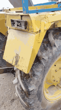 السلام عليكم مكينه عنتر 89 رقم سنويه ماندل مالكه لبيع جاهزه معه فدان وخرماشه ومعدلان لتصال عل رقم ***********
