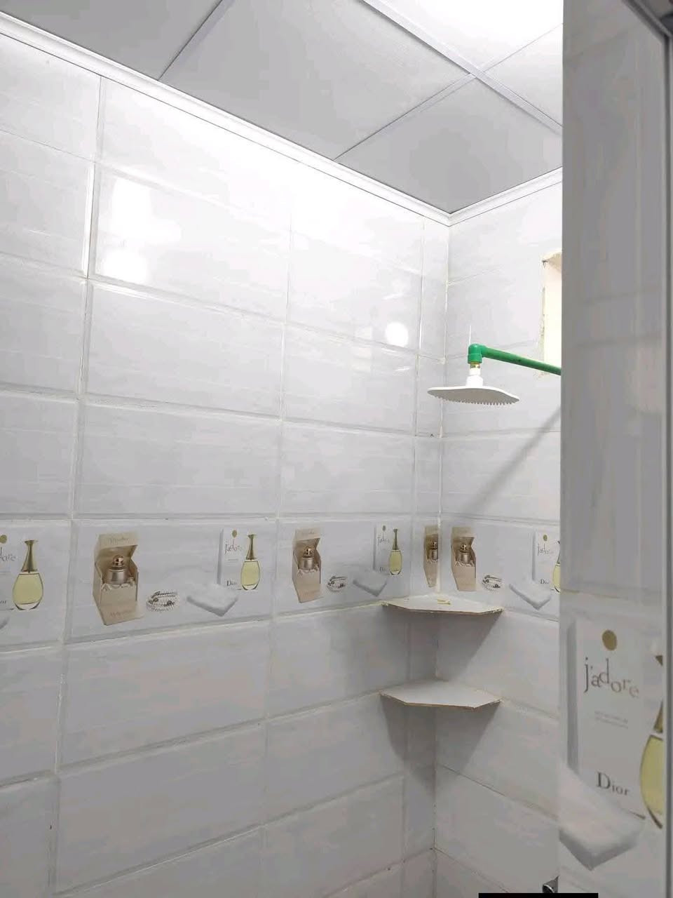 خــانووبـۆمـاڵی فقیر لـەڕزگـاری نرخی165گڵاومعملـە120م
پــەلــەبـــــــکەو خـۆت لـە خـانووکـرێ ڕزگـــــاکــــــــــــــــە
خـۆت لـە بـۆڵ بـۆڵـی خــاوان مـاڵ نـجات بـدە کــریــــــــاران
130هـەزار کــرێ دەکــــــات گـەر بـۆکـــرێ بـیکریت کـریاران

#خانووی_هەرزان بۆ فرۆشتن ⛪💒
ناونیشان 📍کەلار _ ناحیەی ڕزگاری (سموود) 

◼️ گەڕەکی سەنگاوییەکان 🌆🌃 کەماڵەییەکان
◼️ ڕووبەری 6 بە 20 = 120 مەترە 📏📐
◼️ڕیگەبیدان بە مەرجی وە کالە
◼️ خانوویەکی زۆر جوانە ✅
◼️ تازەیەو  دەکتی مەرکەزی بۆ کراوە✅

🔴 ژوورەکانی ئەم خانووە پێکهاتووە لە ⬇️

🔶 میوان 🪑🚪
🔶 مساعد مطبخ 🍽️🫖
🔶 مطبخ 🍽️🫖
🔶 هۆڵێک 🖼️
🔶 دوو ژووری نوستن 🛋️🛏️
🔶 ڕۆشنایی 🪟
🔶 مشتەمەلات 🛁🚿

بۆ زانینی نرخ 💵 تەنها خاڵێک لە کۆمێنت دانێ 
ژم*********** پــــــــاشــــــــــا کرێن فــــــــــرۆشــــــتن
ژم***********هێمـــــــــــــن بـۆکرێن خــــــــــانوووو
