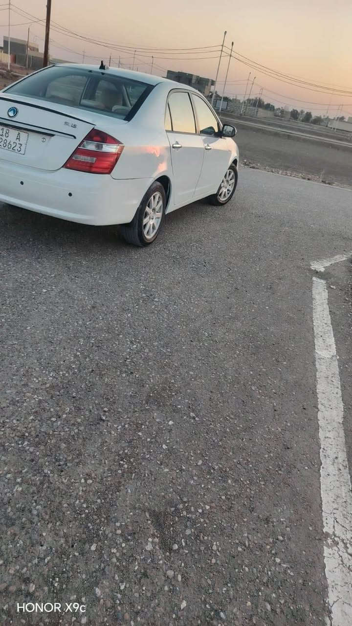 السلام عليكم جيلي موبل رقم بابل وانكليزي سنويه ل 31 بسمي مكينه وكير مكفولات سياره خير من الله تبريد ثلج
دوس هلالت مصلحات سياره حلوه حداديه نضيفه كهربائيات كلها شغاله شاشه بلوتوث دوشمه السعر 60 مكاني ديوانيه ***********
