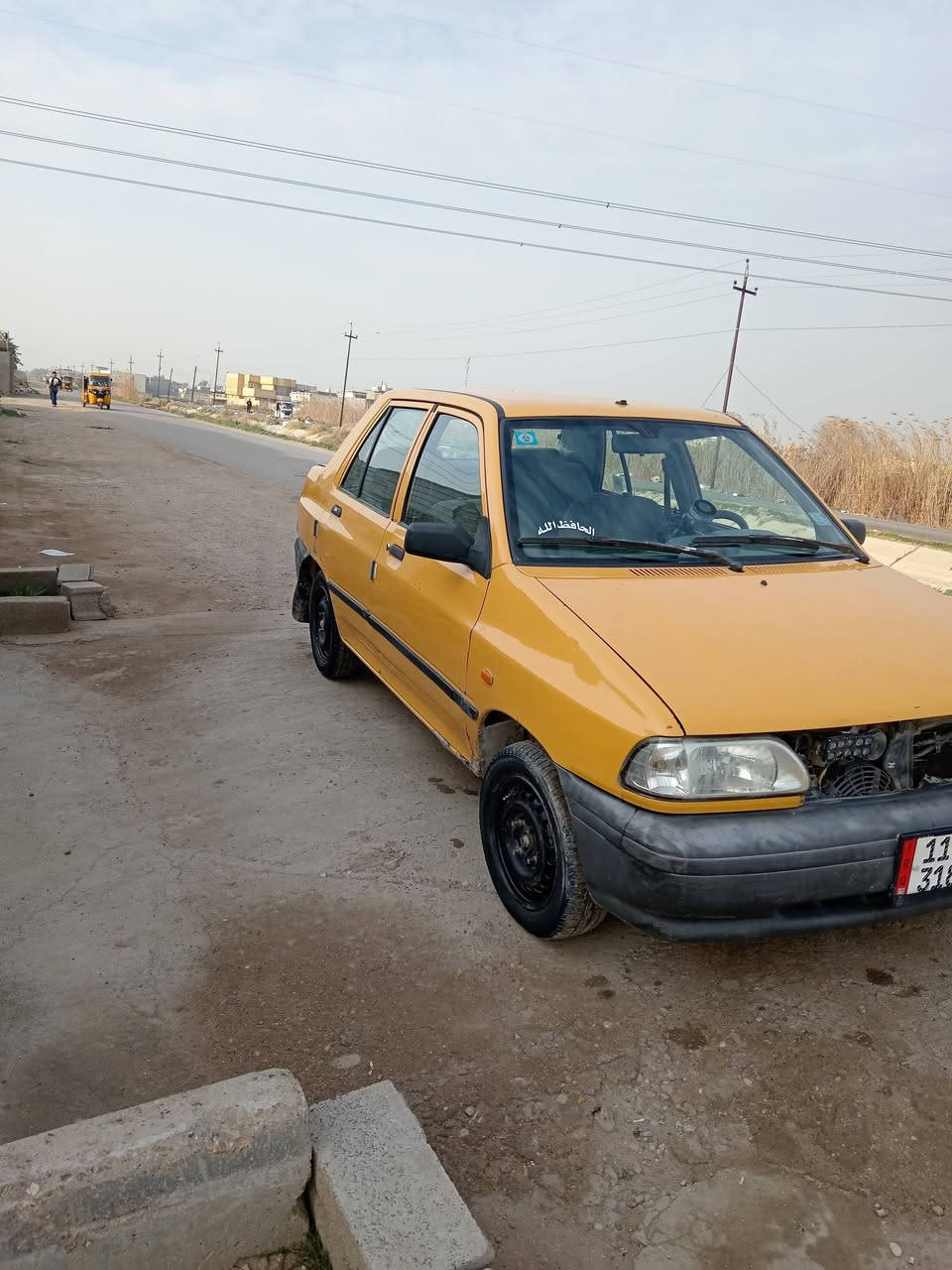 السلام عليكم سيبا 2015 بسمي مصفره هيه غرامات السياره ما بيه نقص بس اخياسات تخم تاير جديد حداديه نضيفه بس خياسات السعر 28 وبيه مجال بغداد 
***********
