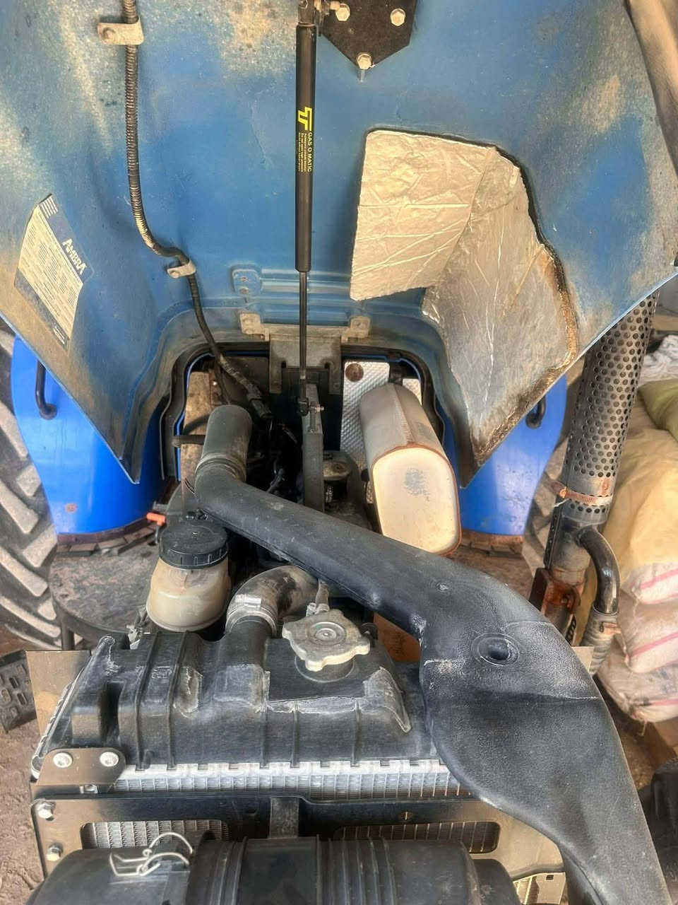 سلام عليكم مكينه للبيع موديل 15 كتاب شركه مكينه مكفوله تخم تاير سعر 18 ونص ‏‪***********‬‏
