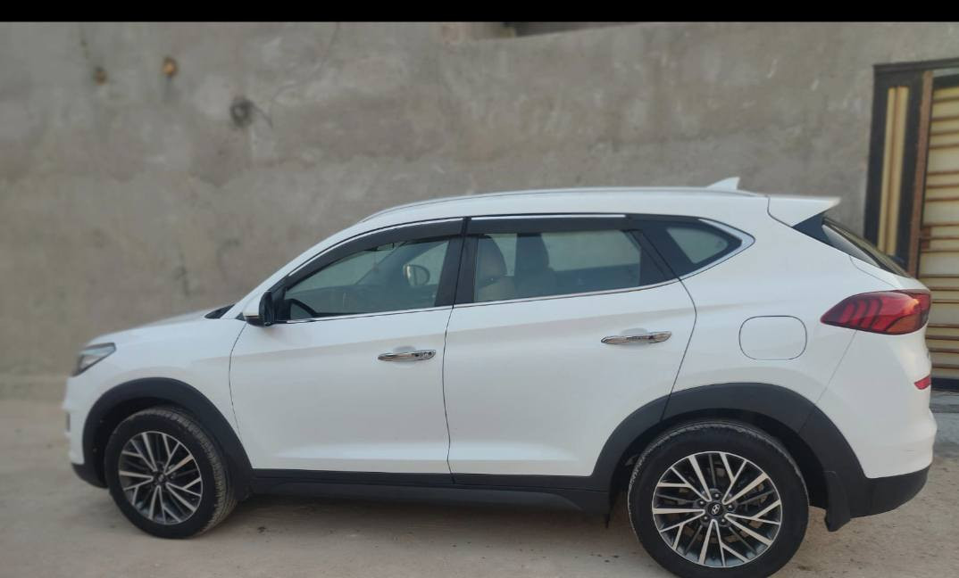 توسان موديل 20 سياره مال بيت نضيفه بصره ابو الخصيب  فول مواصفات ماعده بانوراما السعر 215 بيه مجال قليل *********** واتساب
