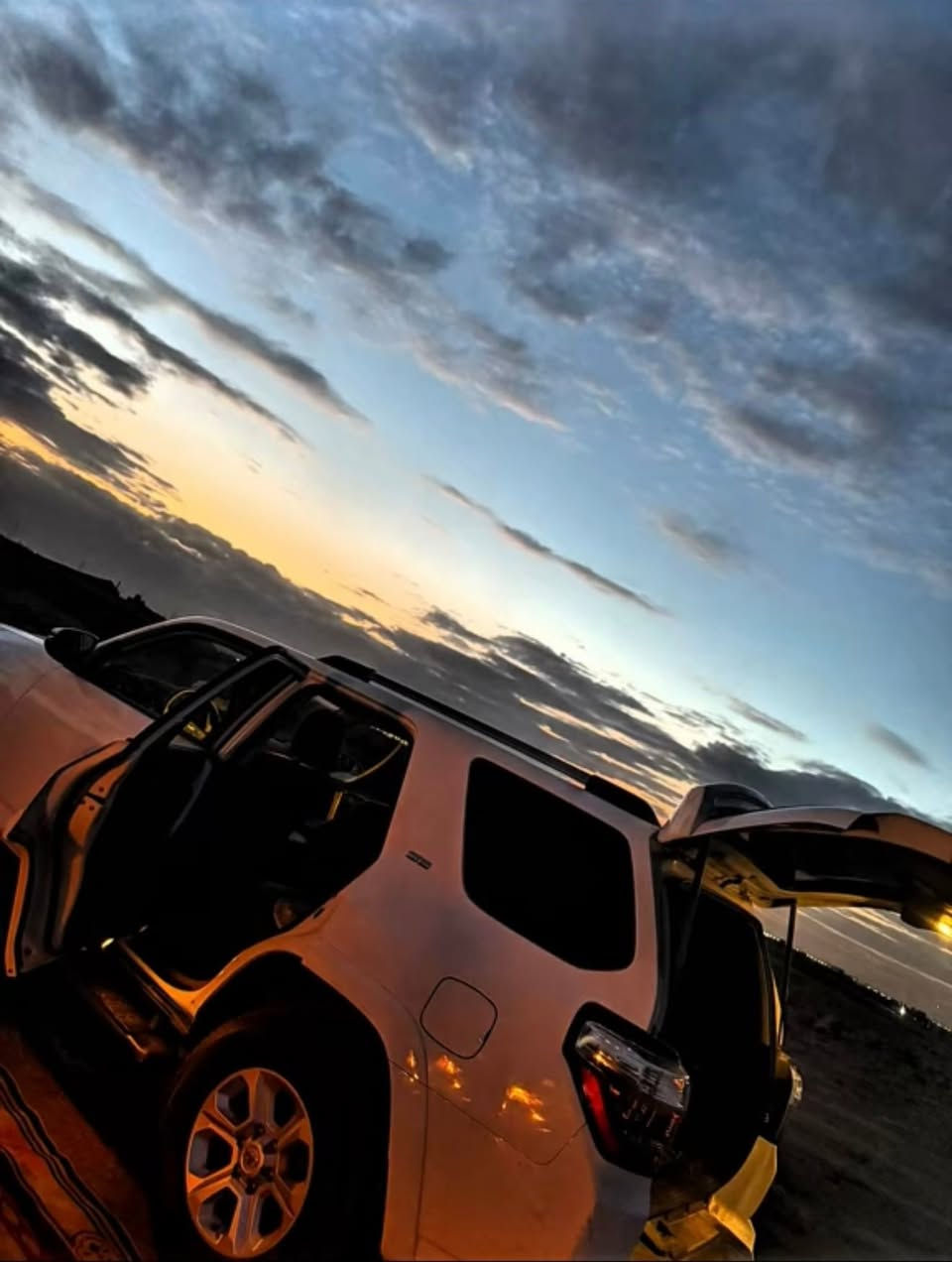 السلام عليكم
موديل 2023

       TOYOTA  4RUNNER Sr5 

~ تويوتا 4 رنر   

~ وارد أمريكا  

~ محرك 6 سلندر  / V6 

~ مواصفات 

~بصمة 

~ شاشة كبير  

~   كاميرة خلفية

~ كشنات كهربائية - تدفئة 

~تحديد سرعة 

~نظام ECO

~ (  5 ) خمسة راكب 

~ ماشي 60 الف 

~سيارة رقم اربيل بسمي تحويل شرط 

~ صوره حادث و رقم شاصي موجود في المنشور 

~ سعر( 325 )💰ورقة دولار بيها مجال 🤏

~ مكان ( الانبار   _ الفلوجة )

 تلفون  / واتساب📞 ‭***********‬
