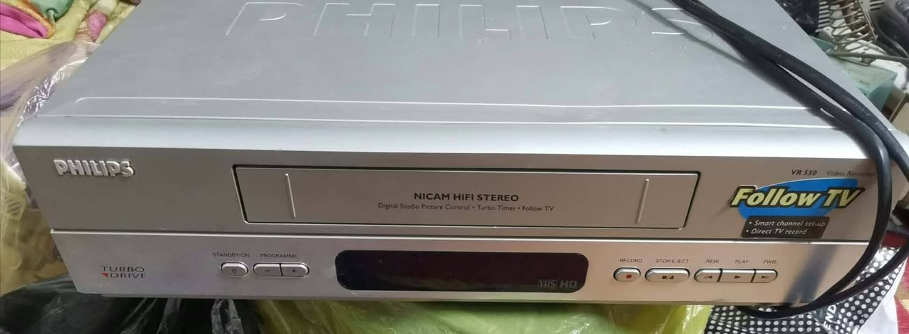 السلام عليكم فديوات شغالات
فديو كاسيت LG
فديو كاسيت Philips


**إذا كنت صاحب هذا الإعلان وتريد حذفه لأي سبب، رجاءا أرسل رسالة إلى الدعم الفني**