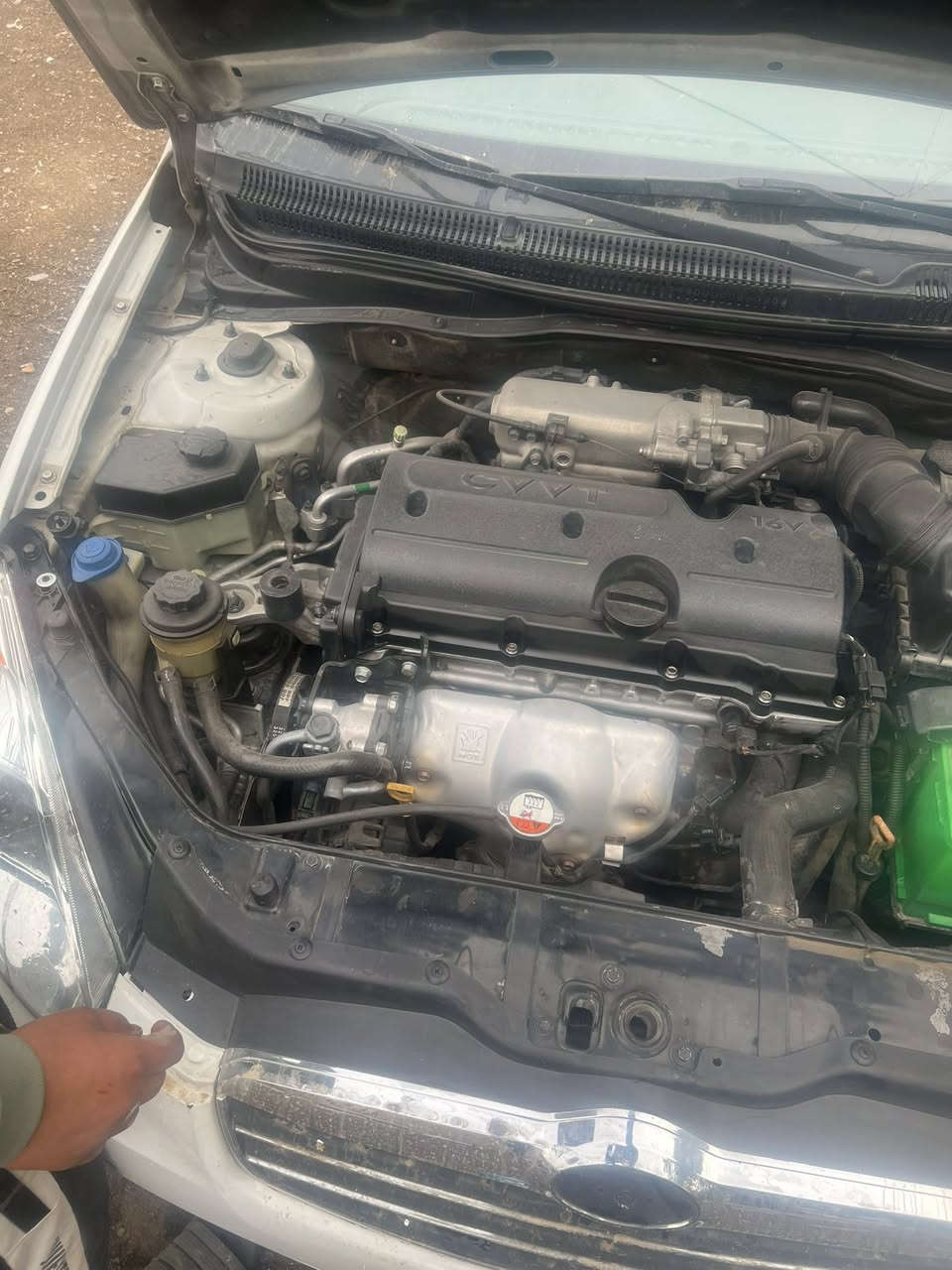 السلام وعليكم
أكسنت 2011
فتحته شاشه 
بيه صبغ على كد شويه باب وره سايق 
وبيه بنيد وجاملغ خلفي بداير صبغ 
سياره حلوه مال بيت بسمي صارله خمس سنوات 
الاستفسار ***********
