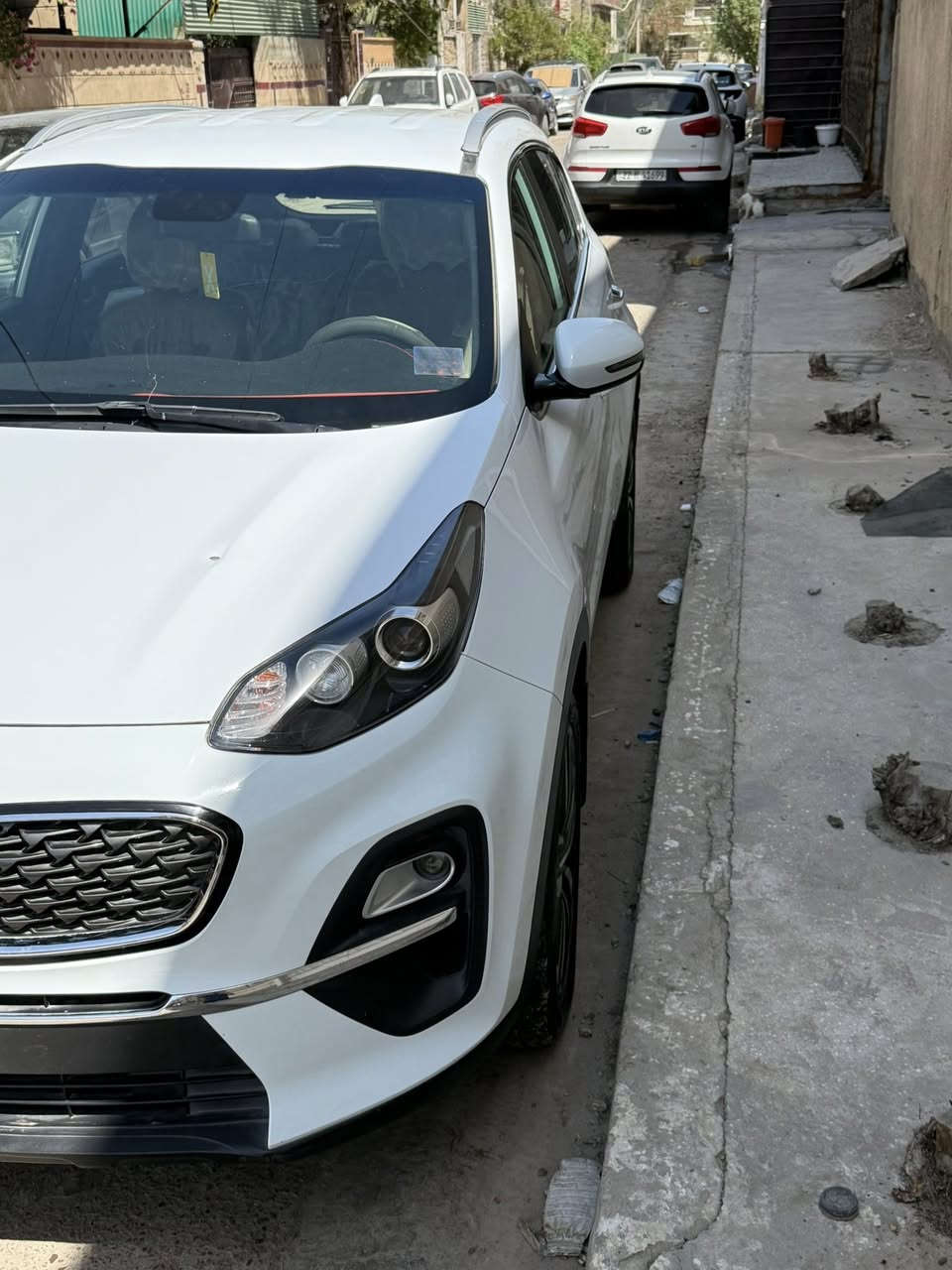 سلام عليكم كيا سبورتج 21 خليجي كفاله عامه عدا بيها بارد بسيط جوه قبغ مال بانزين وأثر طلقه صغير ب بنيد موضح ب صوره بدون تصليح ولا تبديل محرك 2000 دوش ماشيه 35 الف حقيقي رقم صاحب سياره *********** مكلف ب نشر
