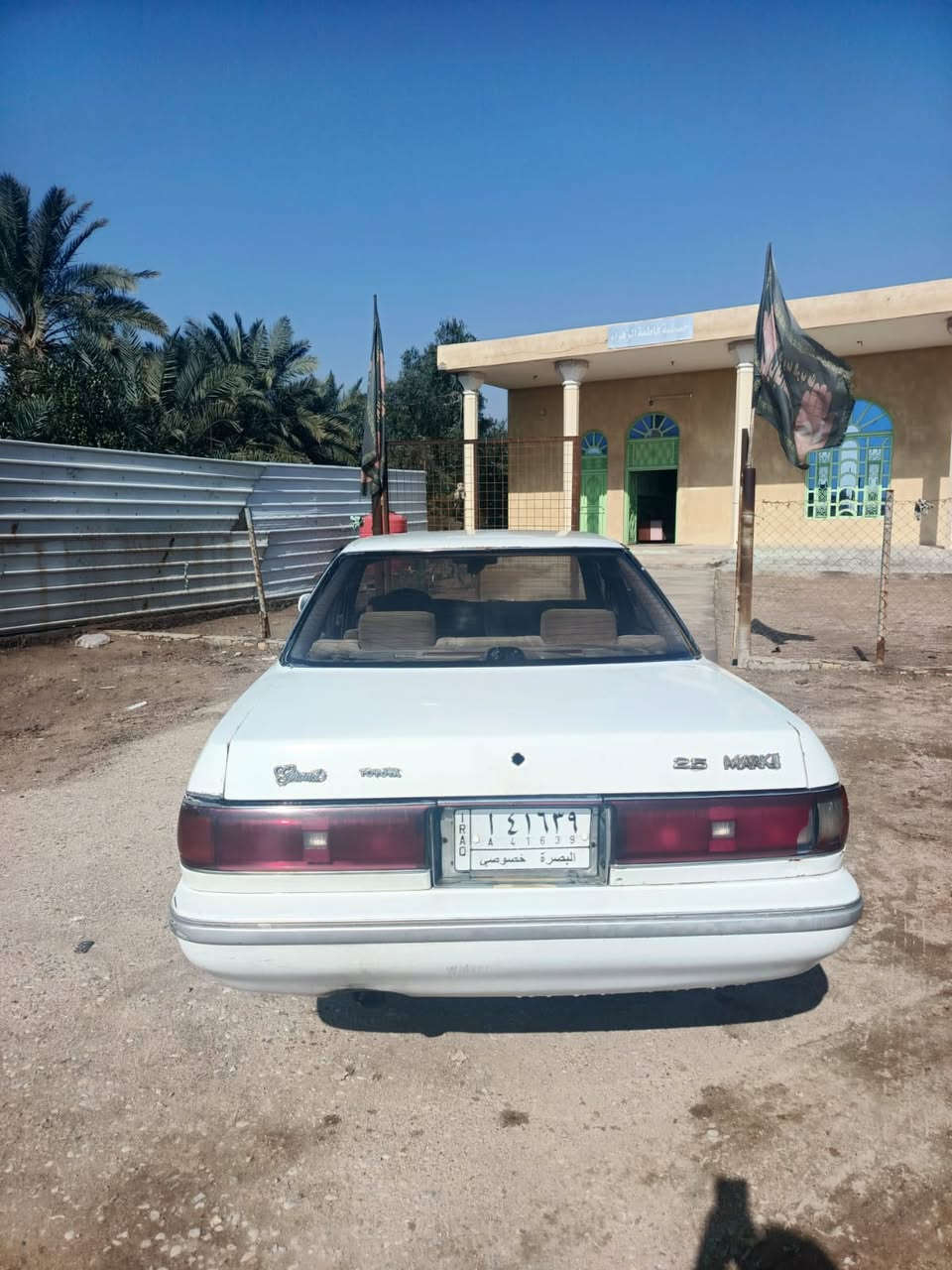 سلام عليكم هاذه السيارة لبيع مارك كصيف  كير او مكينه ونجي خير من الله  مكان البصرة شرط التحويل  السعر 32 ورقة او بيها مجال حك الجية  . رقمي لاستفسار *********** مكلف بل نشر هاذ رقم راعي السيارة
