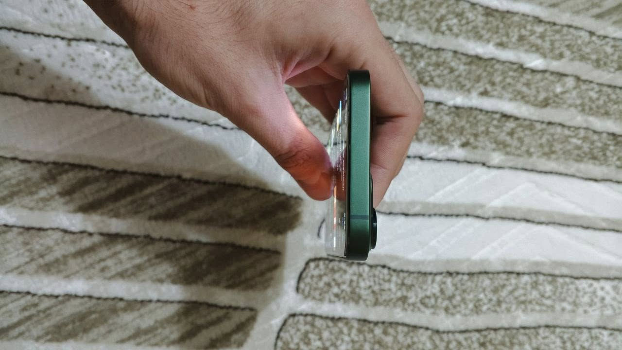 ايفون 13 عادي وتر بروف ابد مداخل صيانه
كلشي موضح بالصور وللعلم اللزكه مفطوره شويه من جوه مو الشاشه 
نضيف حيل 
سعر450 مجال قليل مو شراي عفيه لا تتعبني
***********
الرمادي تأميم
