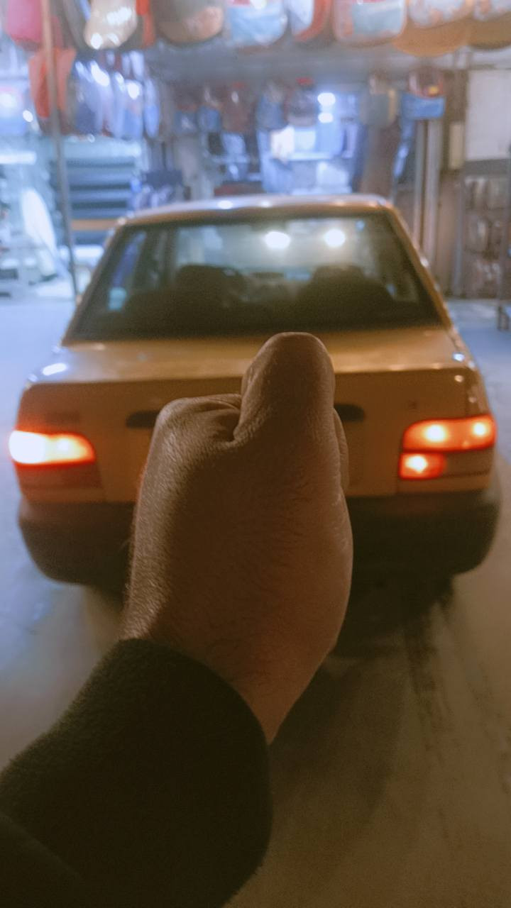 ‏سلام عليكم سايبا 12 نضيفه مال بيت مامشتغله تكسي كير محرك نضيف براكيت شواصي تحويل مباشر مكاني حي اور السعر 22 وبيه مجال بسيط ***********
