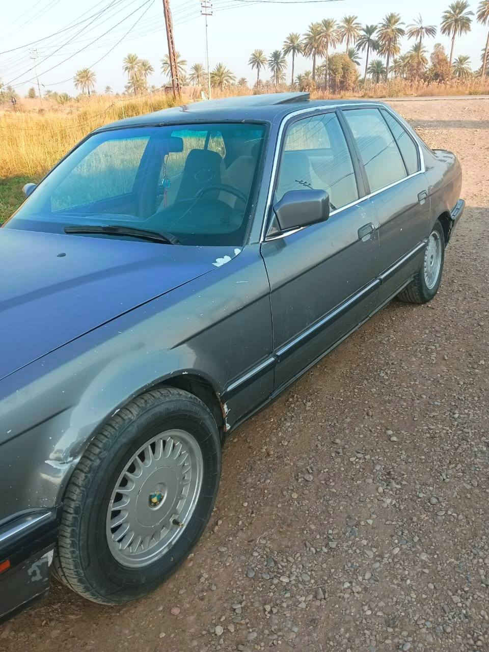 السلام عليكم
من رخصه الادمن المحترم اقرئ المنشور زين وبخدمتك
بي ام دبليو ٧٣٥iاصل وارد امريكي ٩٢ فول مواصفات كير عادي مكينه وكير حاويه
دواخل وكشر شوف العين مقبوله
كراسي اماميه كهرباء شغالات
كهربائيات شغاله لايت زنون عضمتها حلوه
شرعي بعقوبه سنويه لل٢٧ يمته تحب يحولك
عليها غرامات ٦٥٠ عالشرعي بالاتفاق يدفهن
 ويبصم شوكت تحب يعني تشتري مصفره 
تخم تاير وفيتبم موبار تنسئ شغل واطلع وين تحب ترايها حلو
 بس وصونده الباور نضوح فقط
والسعر حلو رايدها ب٣٦ورقه  وبيها مجال حك الجيه
*********** الشراي يتصل او واتس اب
