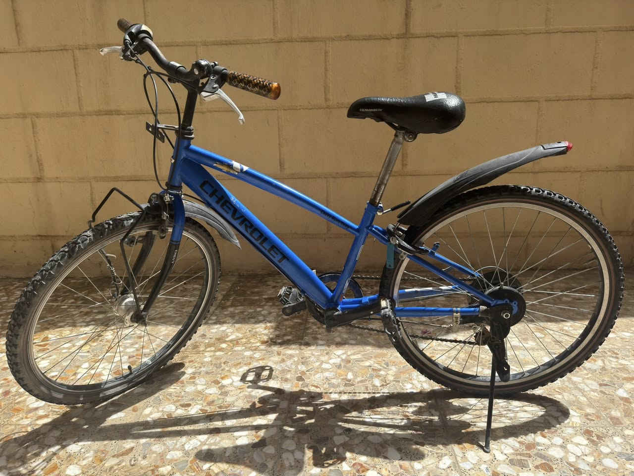 بايسكل جبلي نظيف جدا حجم 24 للبيع قفل قفل 50 الف


**إذا كنت صاحب هذا الإعلان وتريد حذفه لأي سبب، رجاءا أرسل رسالة إلى الدعم الفني**