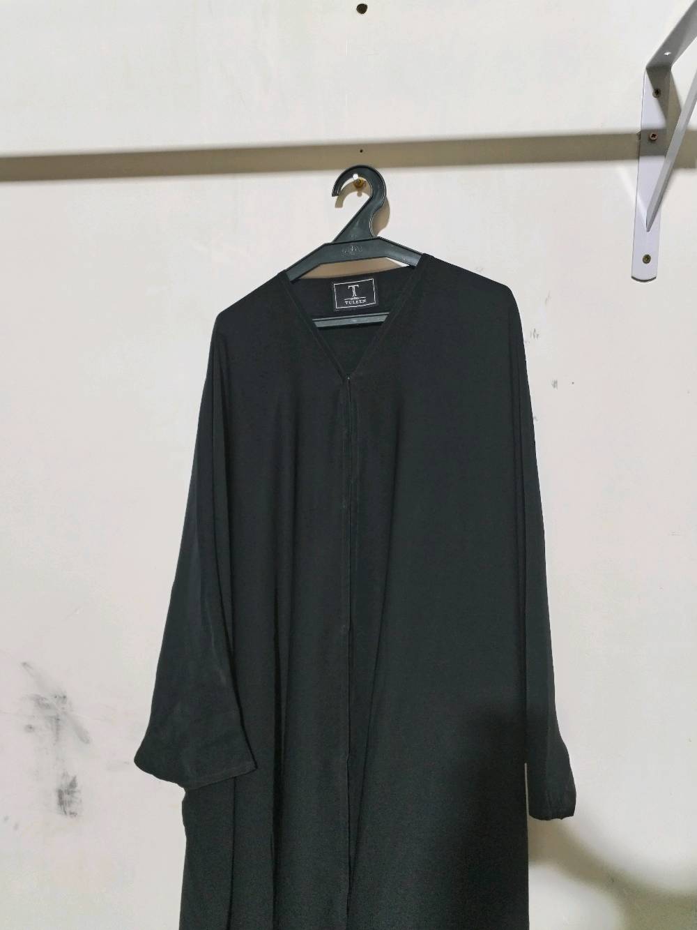 محل الخليج للالبسة النسائية الخليجية والاوربية بأرخص الاسعار عنوانه الفلوجه خلف جامع الصديق خلف الحديقه العامه اهلا وسهلاً بيكم دلعي نفسج وخليج مميزه 
رقم التواصل ***********