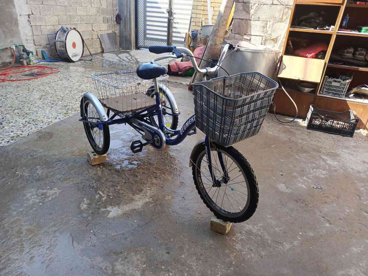 بايسكل دوبة للبيع السعر ١٥٠وبي مجال مكاني بغداد المشتل الشراي يتصل عل رقم ***********
