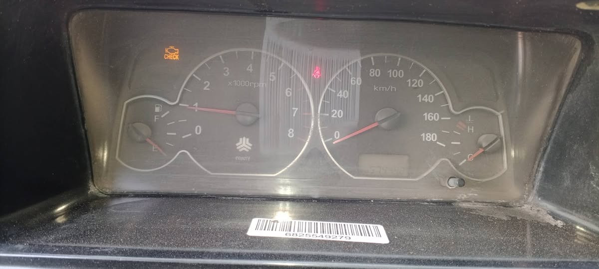 سلام عليكم
سايبا موديل 2011 كير محرك مكفولات شواصي لافطر ولاتعمير سياره حلوه وجاهزه سعر 28
عنواني بغداد 
***********
