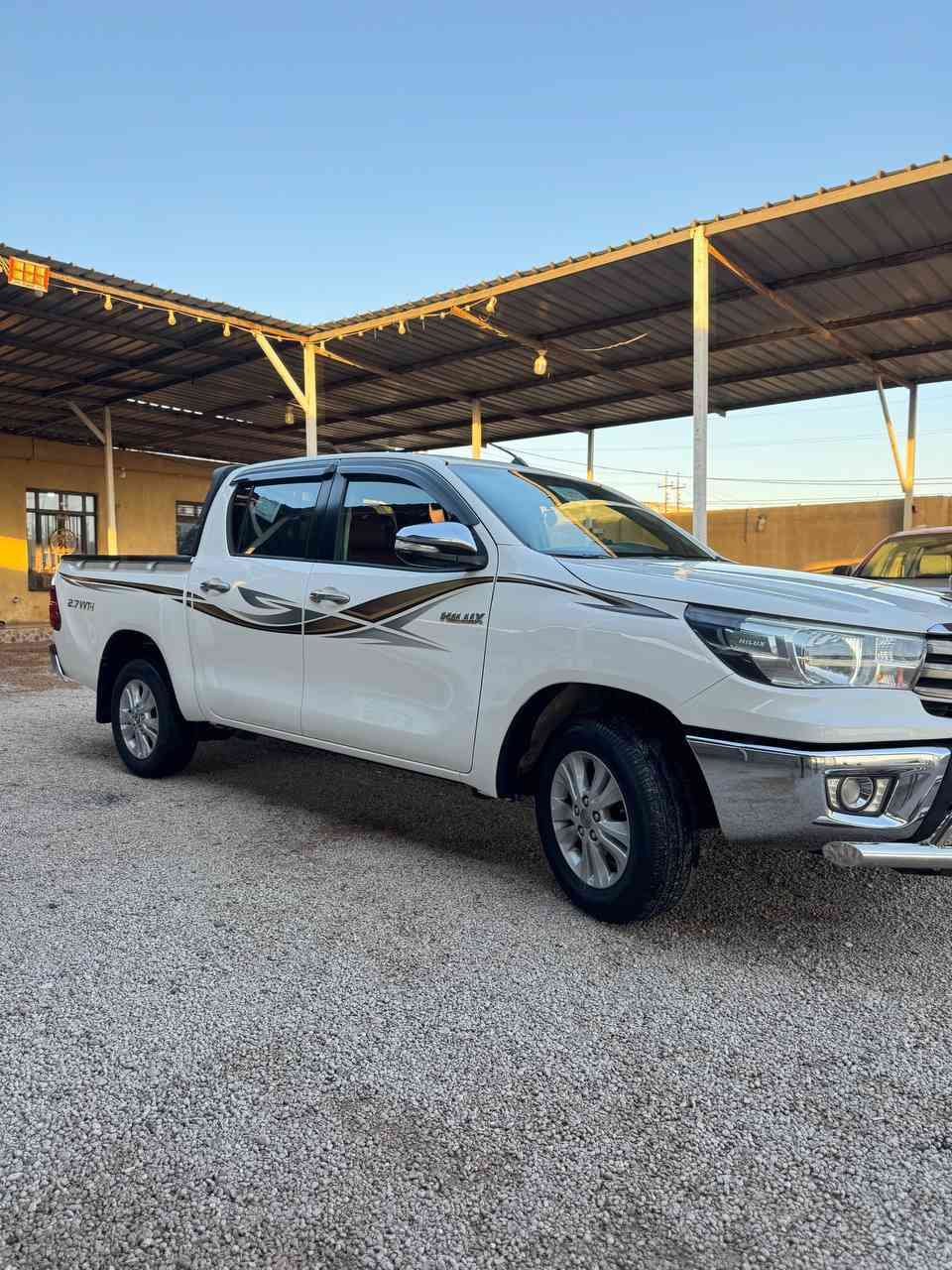 بسم الله ماشاء الله 
معرض الاصدقاء المركزي
لتجارة السيارات الحديثة 

تيوتا
2017
رقم بغداد 
مكفوله بارد موضح بلصوره 
السعر 245وبيها مجال 

للاستفسار الاتصال على الأرقام التالية 
***********
***********
📍الصقلاوية مجاور محطة تعبئة وقود الصقلاوية الحكوميه
