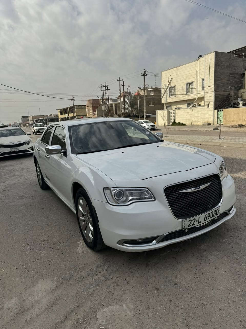 اوباما مديل ٢٠ اصل رقم اربيل الجديد فول مواصفات بانوراما خزن ميموري شاشه جبيره كشنات تدفئه تبريد فور ويل وملغي ماشيه ٧٠ مكفوله كفاله عامه قطره صبغ ما بيها ولا تبديل سياره احلى من الصور سبيرها ما نازل مكاني بصره سعرها ٢٤٥ وبيها مجال للشراي للاستفسار ***********
