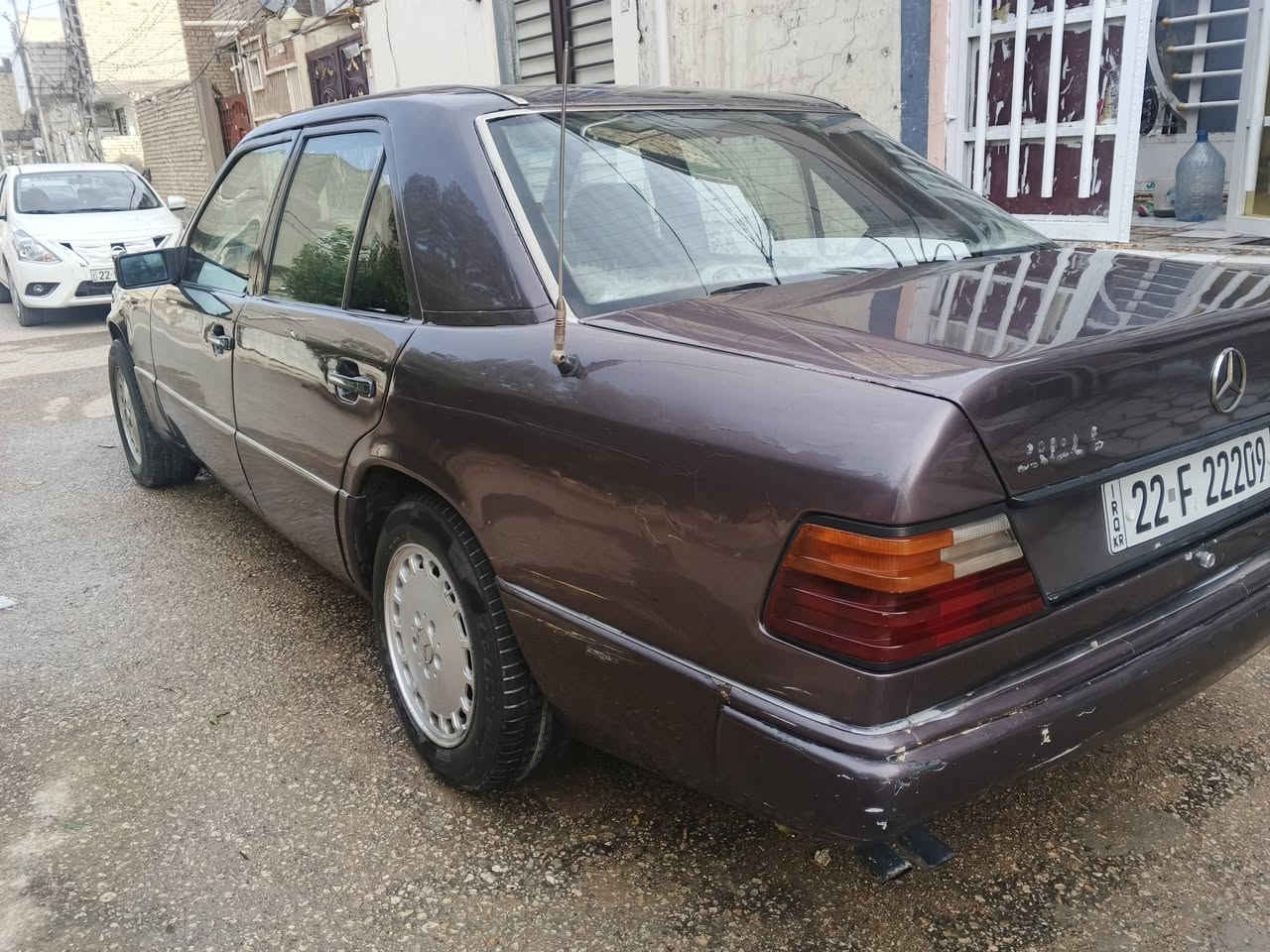 السلام عليكم مارسيدس مديل 93 السياره مكينه 4 سلندر خراطيم سنويه رقم انكليزي حداديه نضيفه السياره مكفوله من الكص موجود وكلاه مومداور السعر 42 بيهه مجال مكان السياره نجف الاستفسار على هاذه الرقم ***********
