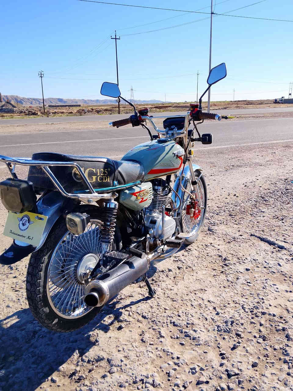 السلام عليكم ماطور للبيع أربعة كير موديل ٢٠٢٤ نضيف جدا ماشيه ٣٠٠٠ كيلو السعر ٧٢٠ وبي مجال كلش بسيط  الهاتف ***********
