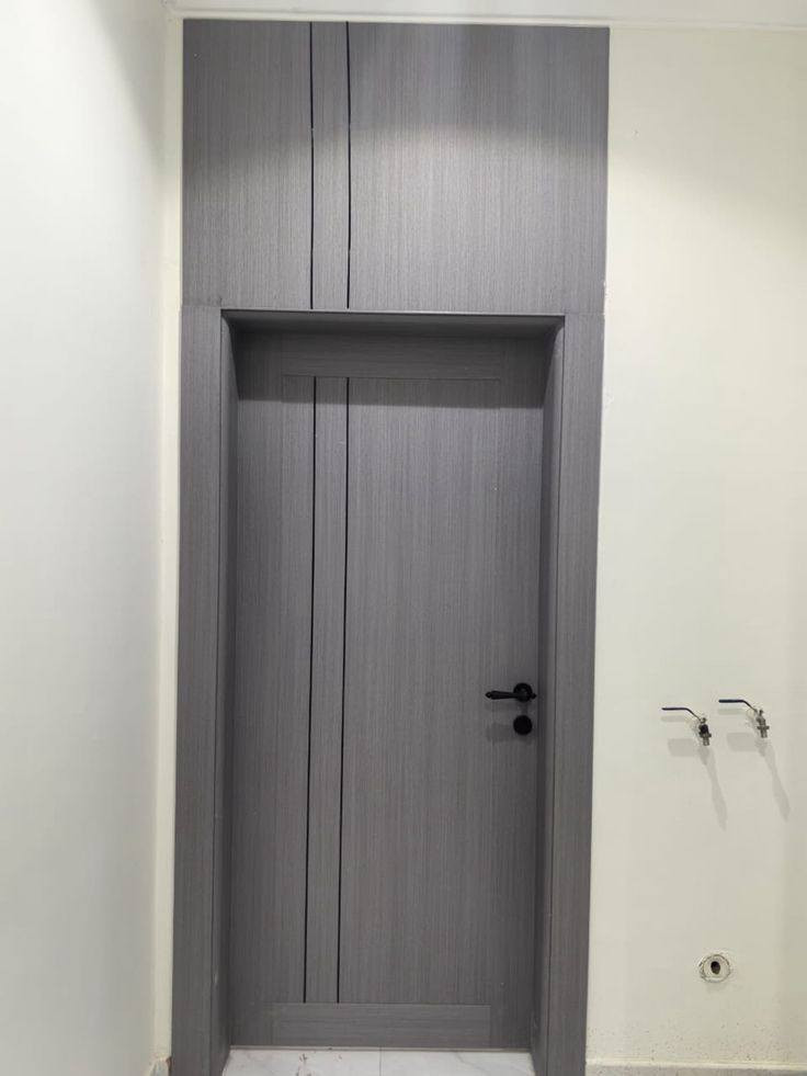 أبواب خشبية مودرن ✨
فخامة التصميم + دقة التنفيذ = لمسة تميز لبيتك 🤎
متوفر تفصيل حسب الطلب وبأفضل جودة
📩 راسلنا الآن واحجز بابك قبل نفاد العروض
التواصل ***********
