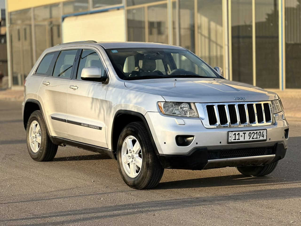 جيب ٢٠١١ رقم بغداد
بيه صبغ قطعتين بدون دواخل مكينه وكير مكفول مامفتوح

السياره جاهزه تبريد صدر تخم تاير جديد السياره جاهزه بدون نقص مكان السياره بغداد السعر ١٤٨ للاستفسار اتصال فقط 

***********
