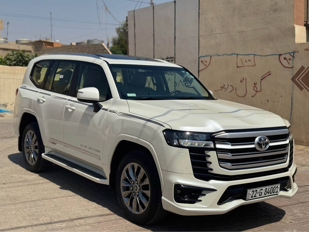 تويوتا لاندكروز للبيع موديل ٢٠٢٣ (GXR.Limetd) ضمان شركه جيهان  ماشيه13km سياره كلين تايتل كفاله عامه بدون ملاحضه بدون صبغ بدون تعديل كفاله  مواصفات معروفه شاشه كبيره ٤ كاميرات بيلاد تشغيل عن بعد كشنات كهرباء جلد بصمه سلايت سلاجه صندوق شفت سياره جديد مال بيت بسمي دفتر بانزين موجود سياره مكان كركوك سعر 705 بي مجال 
***********/*********** كركوك, العراق
