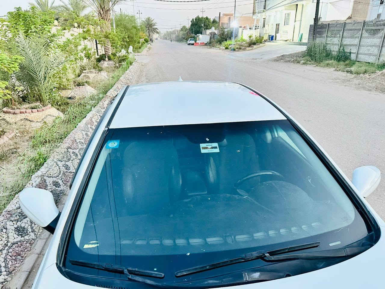 السلام عليكم سوناتا موديل ٢٠١٢ وارد امريكي بغداد انكليزي حادثه بيد بس وباب السائق  رش فول عده الفتحه شفتات  ستيرن بصمه كشن كهربائي كير محرك حدادية تبريد تخم تاير كله جديد ملاحظه بيه شكم رصعه ب القماره السعر ٩٧ وبيه مجال العنوان بابل المحاويل *********** /***********
