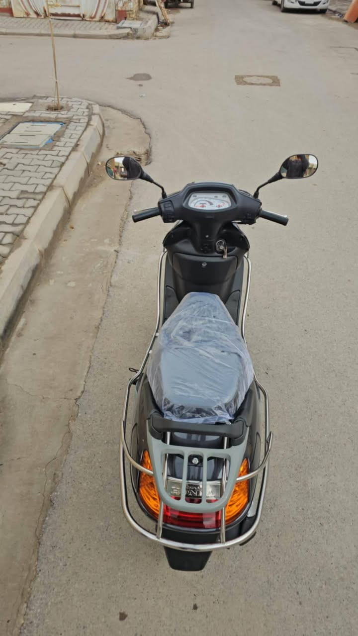 سلام عليكم للبيع سبيسي ماليزي زيرو موديل 25 كفاله عامه صالها كم يوم  من طالعه من معرض دراجه جديدة زيرو بعدها جديده بل جيس ماماشيه 
اي استفسار خاص او  اتصل على رقم  
*********** 
*********** 
مكاني كوت الفلاحيه
