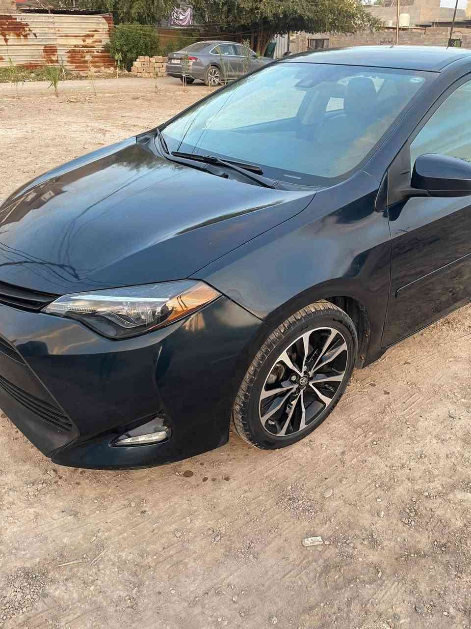 السلام عليكم 
كورلا للبيع ٢٠١٨ وارد امريكا رقم سليمانية
ماشيه ٨٧
فئة Le
سيارة جديدة 
حادثها جاملغ امامي وبنيد بدون دواخل وبارد بالباب الخلفي 
السعر ١٢٥ 
رقم الهاتف ***********
