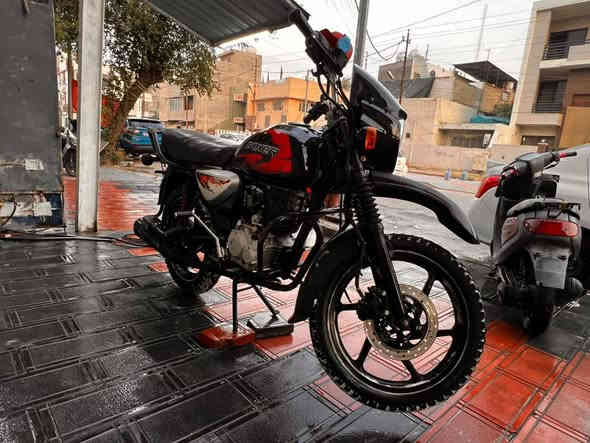 من رخصة الادمن
بوكسر ٢٣ 
مرقم بغداد
 نضافه ١٠٠ مكفولة كفاله عامه 
تخم تايرات جديد 
مكاني الكاظمية 
تواصل ***********
سعر ٢٧٥٠ وبيها مجال حك الجيه
