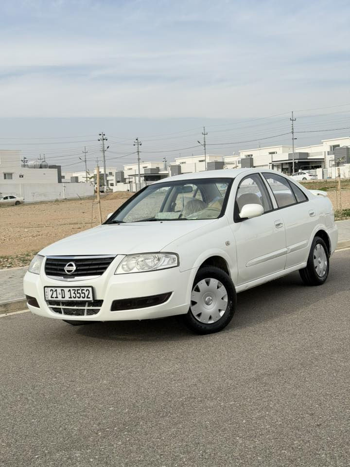 نيسان سني. كوري موديل ٢٠١٠ جامات كهرباي سياره نضافه فول تبريد كولشي بيها شغال تايرات جديد رقم سنويه جديد محرك ابيض المرغوب. السياره بيها قطعه فقط صبغ بدون دواخل المكان كلار  السعر    ١٠٣     وبيها مجال بسيط
***********
