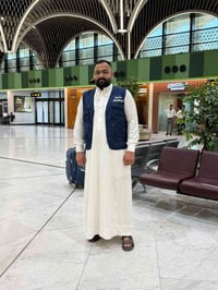 على بركة الله تم استلام جوازات رحلة العمرة بتاريخ ١٤/٧ بسعر ٨٥٠$ شاملة...