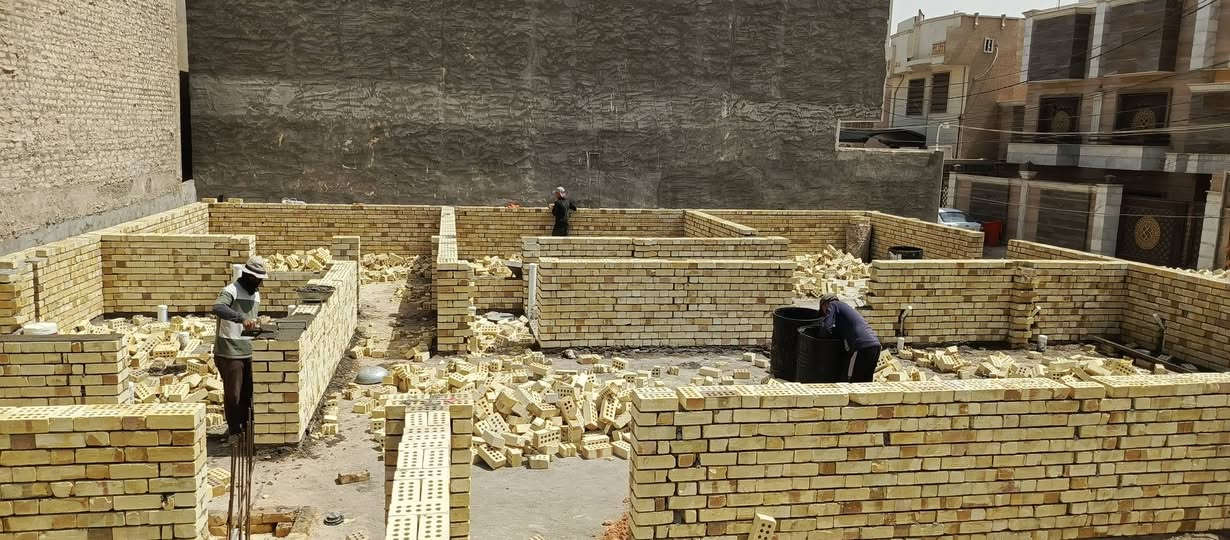 سلام عليكم اخوكم ابو فضل /خلفه بناء متفرغ حاليا شغل درجة اوله تحت أشرف مهندس بناء لبخ تطبيك فرشي قطعي بل يومية على دبل تخطيط قطعة. اتصل وبيك خير اوتدلل  ***********وتساب متوفر
