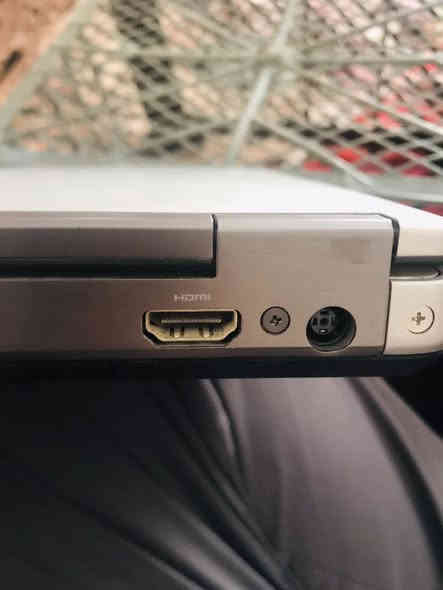 سلام عليكم لابتوب للبيع مواصفات دل || i5 جيل الرابع || كرت شاشه داخلي 2 كيكا || رامات 8 || الهارد 256 SSD || حجم الشاشه 14 || السعر بل خاص ما اكدر اكوله خاطر محد يكسر بسعرها جديده استخدام شهرين || البصره القرنه || رقم الهاتف ***********ول خاص مفتوح وبي وتساب
