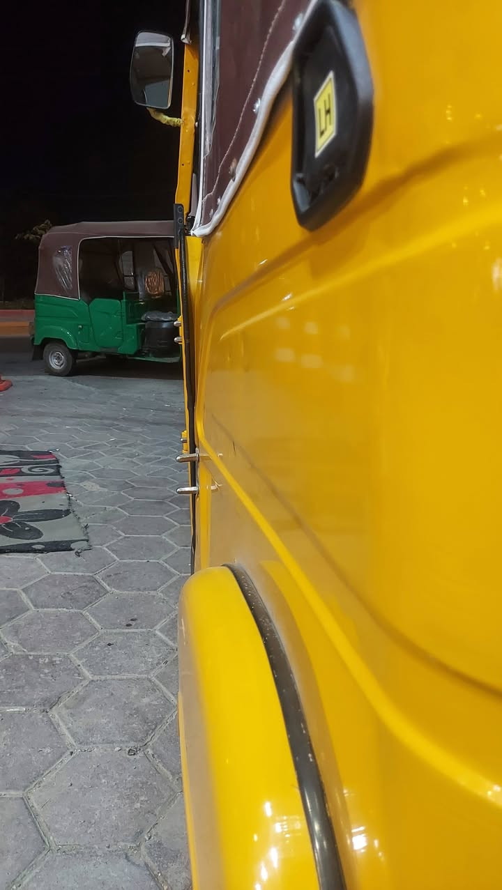 تكتك 21 تعمير دوسات طخه قليله بالتكمه مكينه مفتوحه وكاله السعر 7 ونص ***********
