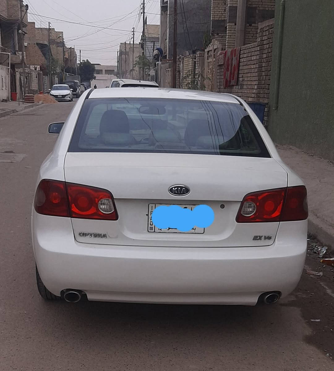 السلام عليكم
كيا اوبتما موديل ٢٠٠٧ وارد امريكي محرك ٦ سلندر /٢٧٠٠ سيارة كامل مواصفات فتحة سقف /كرسي كهرباء /مثبت سرعة/ تحكمات
 استيرن ضربة بنيد وجاملغ للاستفسار الاتصال بالرقم / ***********

