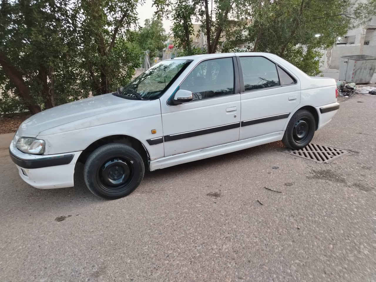 السلام عليكم بيجو بارص ٢٠١٠ سنويه لل2028 تحويل او وكاله عادي تبريد مكينه كير حدادية تخم تاير كله جديد  كهربائيات كلها شغاله مكاني ميسان قضاء المجر الكبير السعر ٣٢ وبيه مجال للشراي
للإستفسار الاتصال ***********
