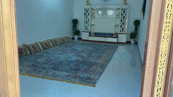 السلام عليكم بيت للبيع سيد علاوي   كبال الـ سعودي قريب ع الشارع مسافه 100متر   زراعي أسهم قرار محكمه مساحت البيت 300 متر تفاصيل موجود. صور. وفيديو بي شرح كامل 

#السعر  200نهايته 
***********.
