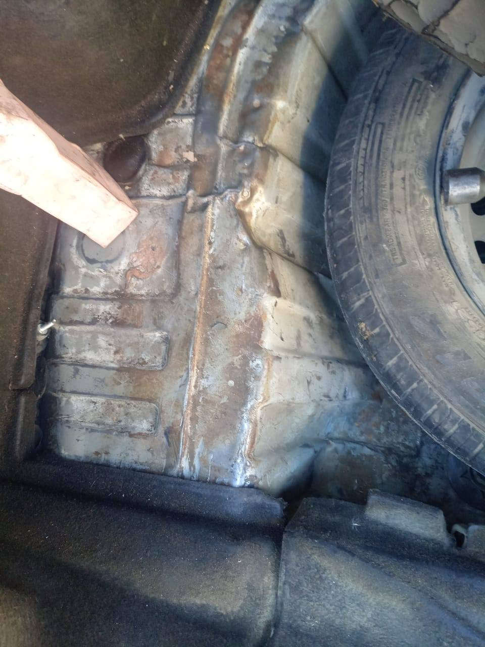 سلام عليكم سني موديل ،9بيه طخه بل حوض بيه صبغ قطعتين تبريد شغال مكاني بغداد السعر 95 بيها مجال ***********
