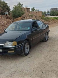 أوبل أوميغا • ١٩٩٢ • محرك ٢٠٠٠